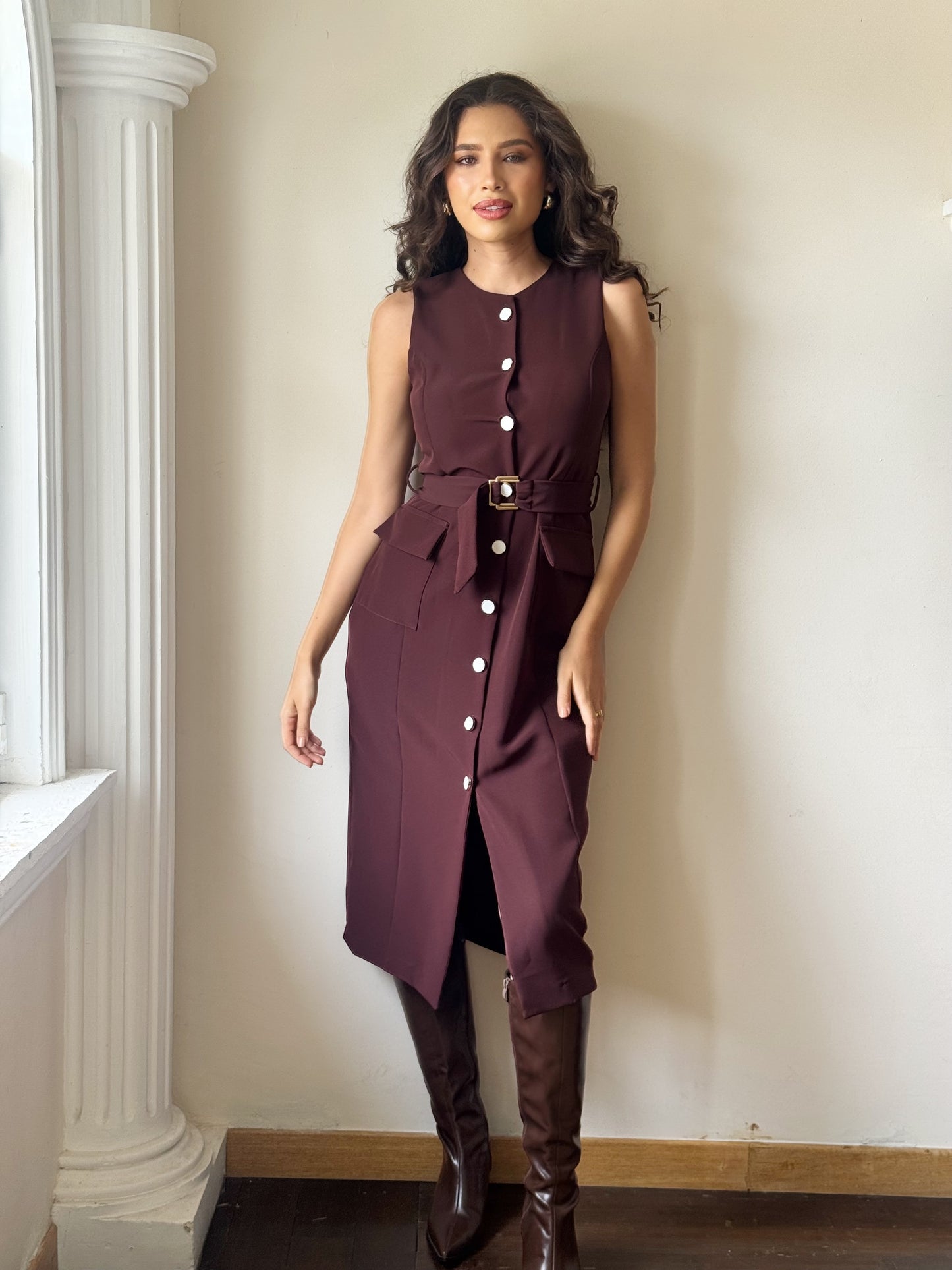 Maxi vestido con cinturón
