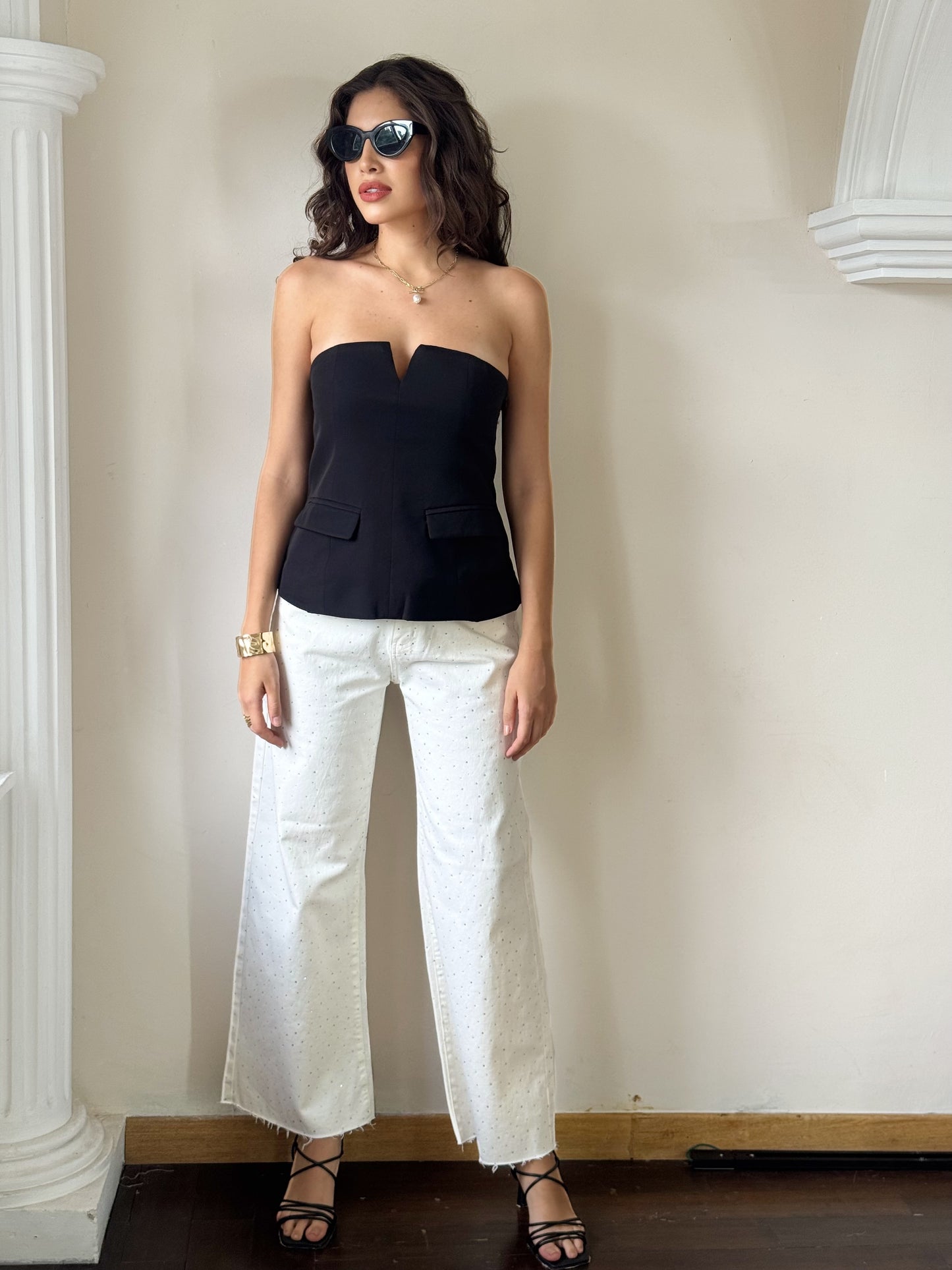 Blusa strapless con carteras