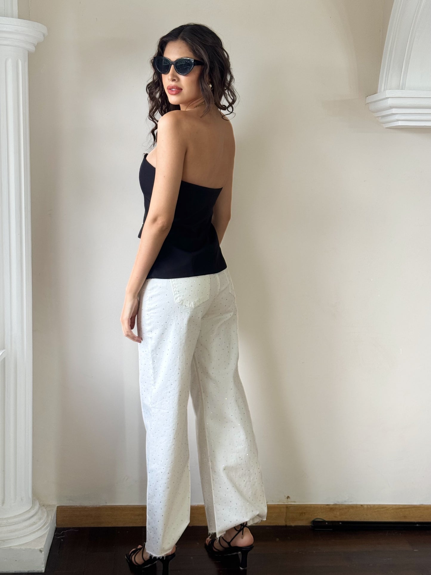 Blusa strapless con carteras