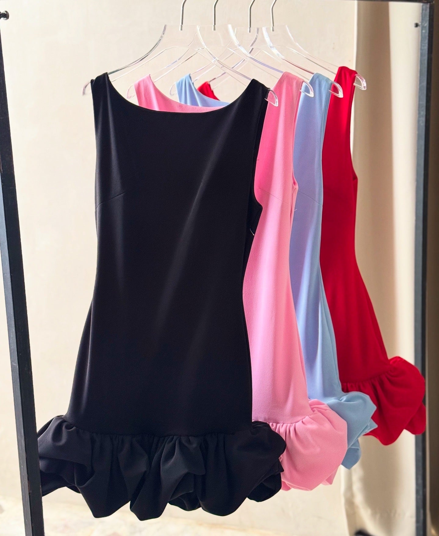 Vestido corto globo