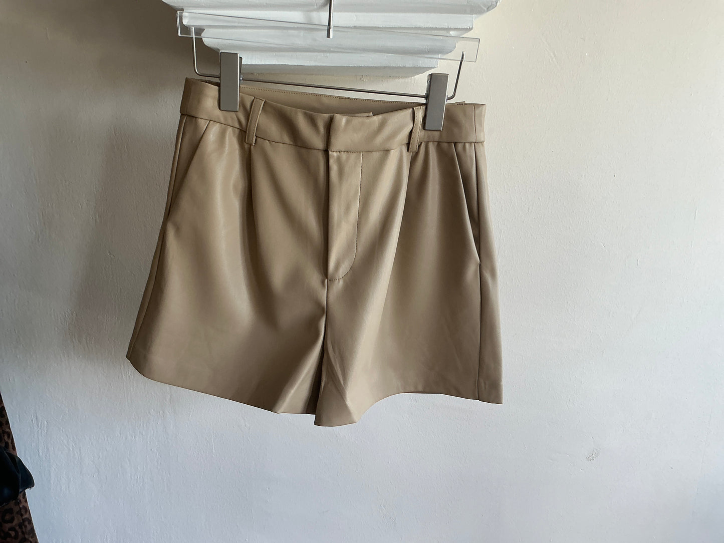 Short Vinipiel