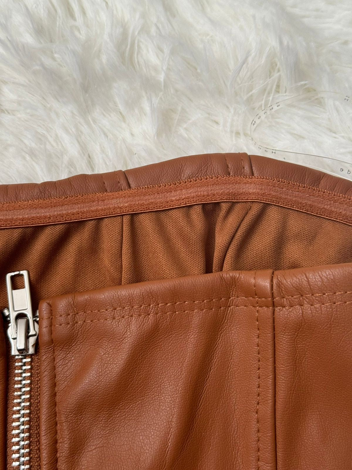 Corset vinipiel