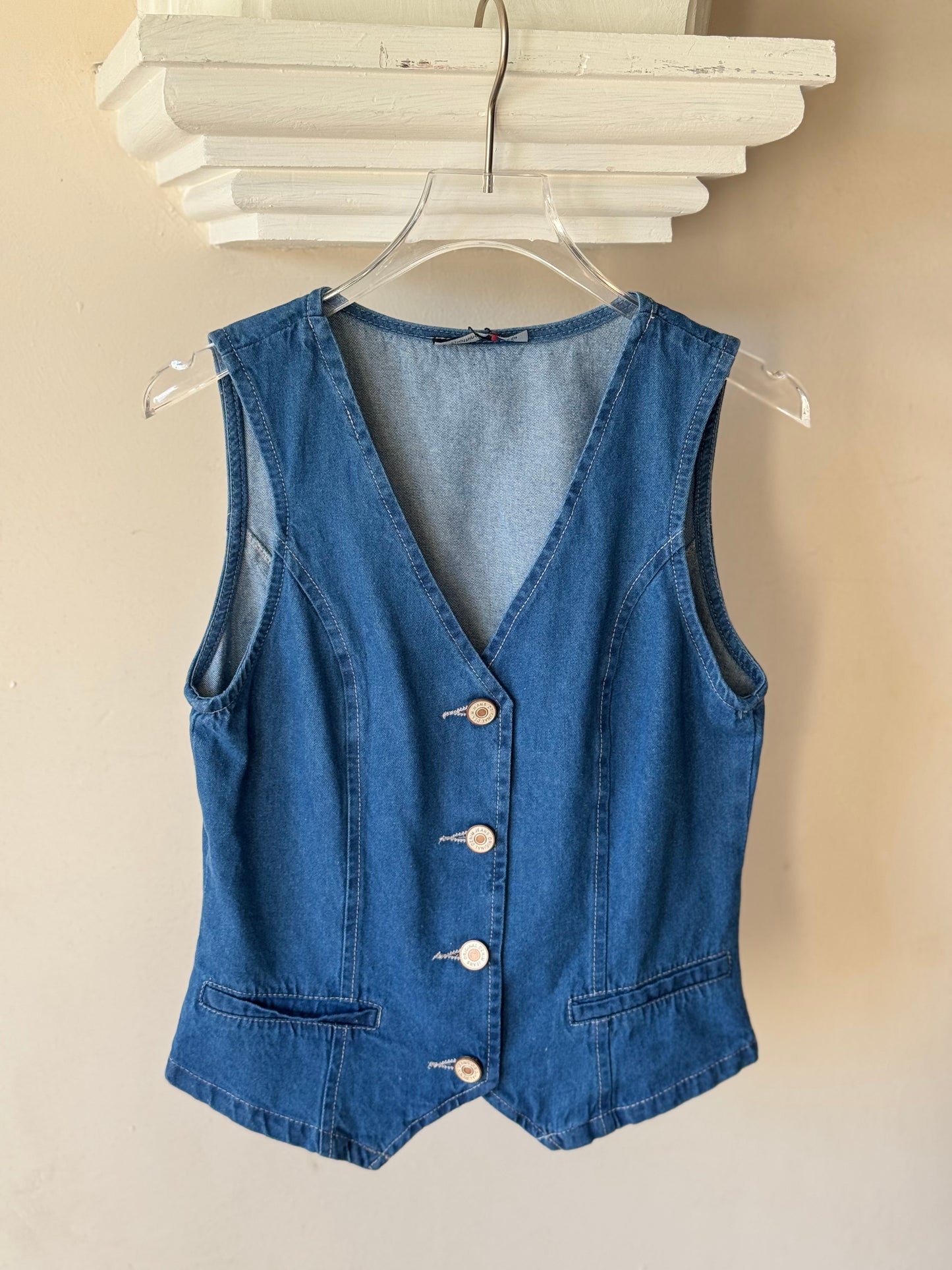 Chaleco escote V de mezclilla