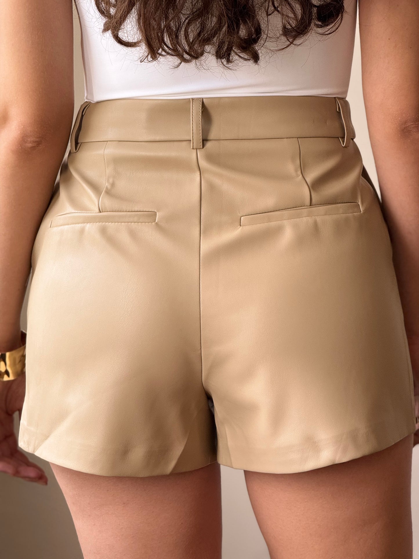 Short Vinipiel