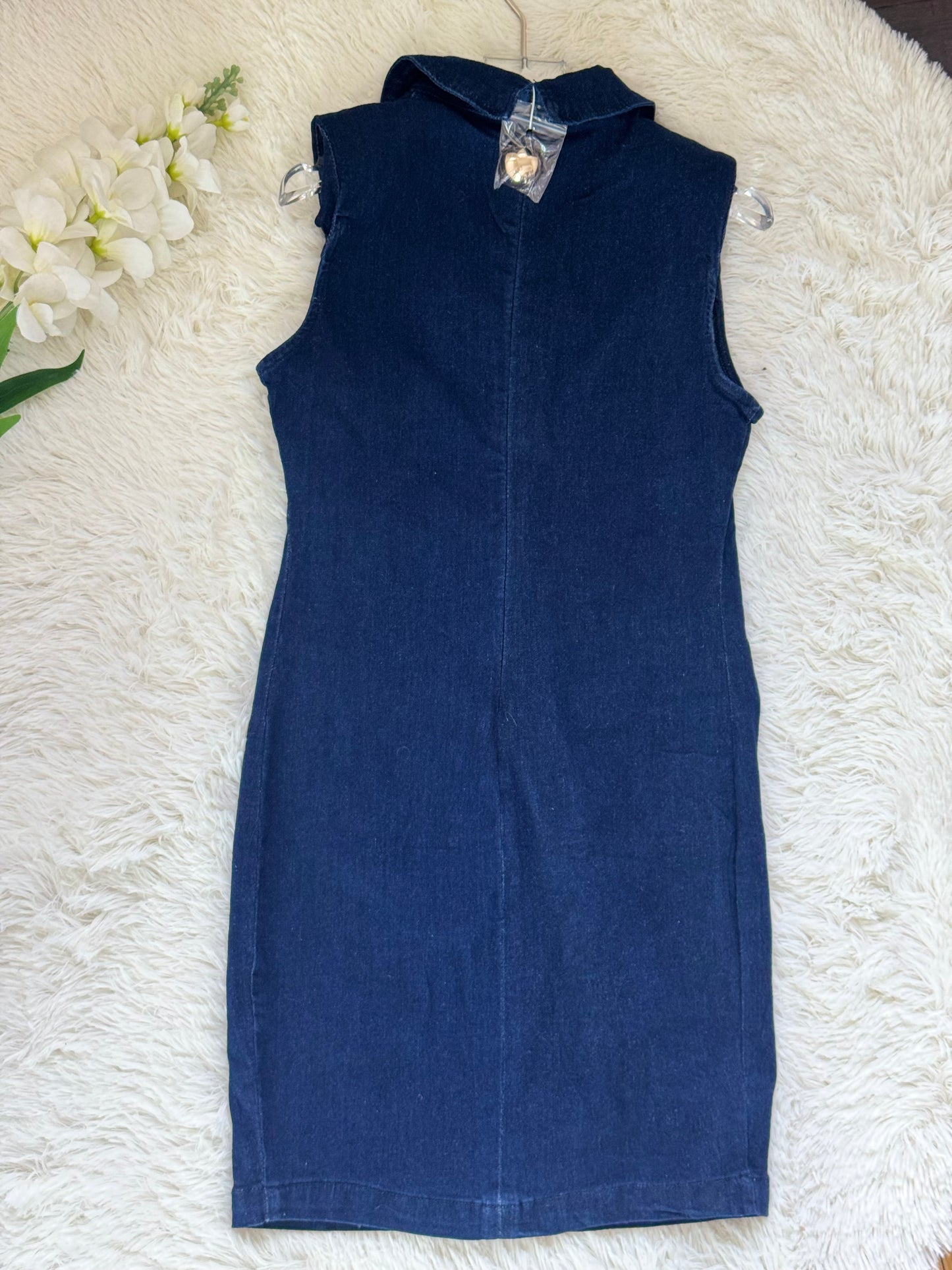 Vestido sastre de mezclilla con botones