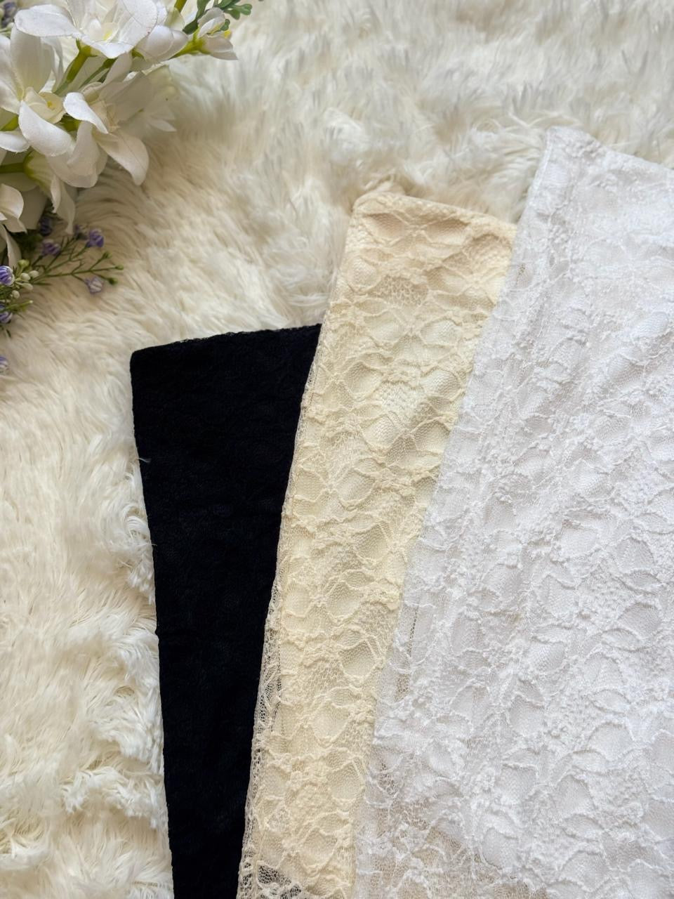 Pantalón de encaje