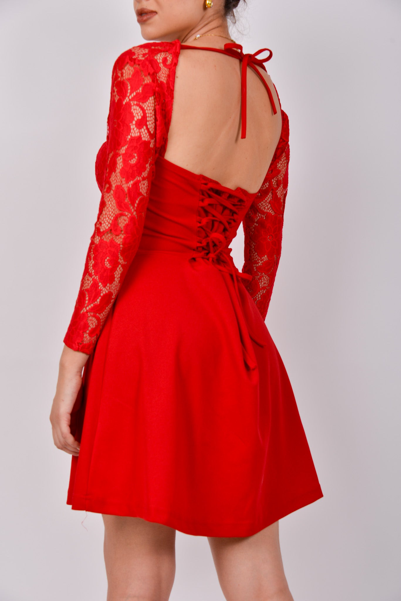 Vestido manga de encaje