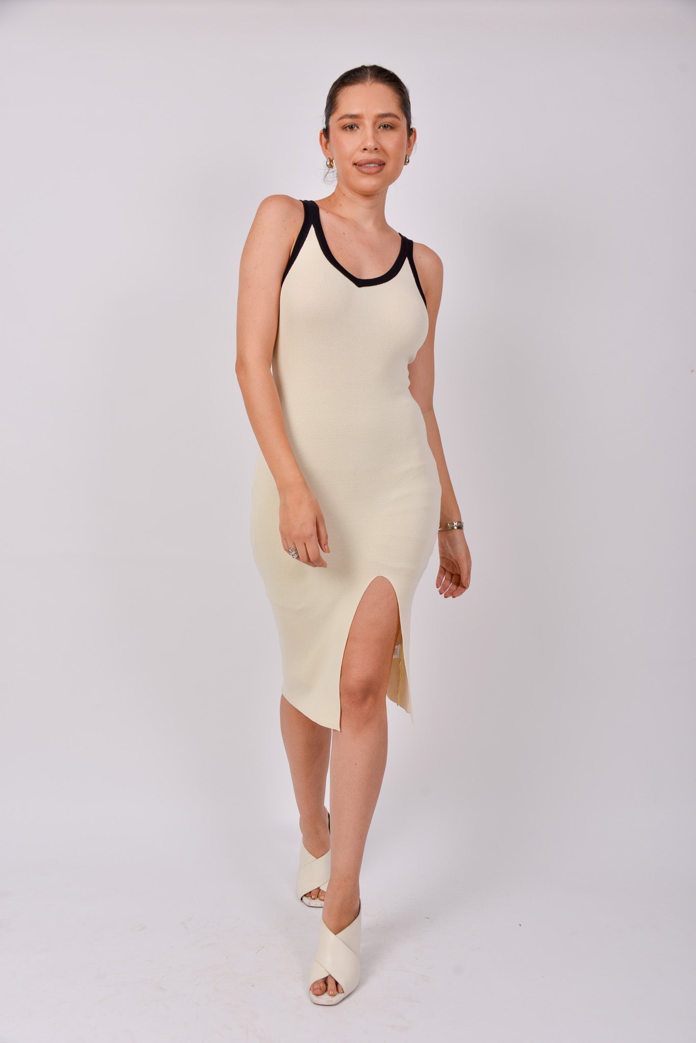 Vestido tejido Borde