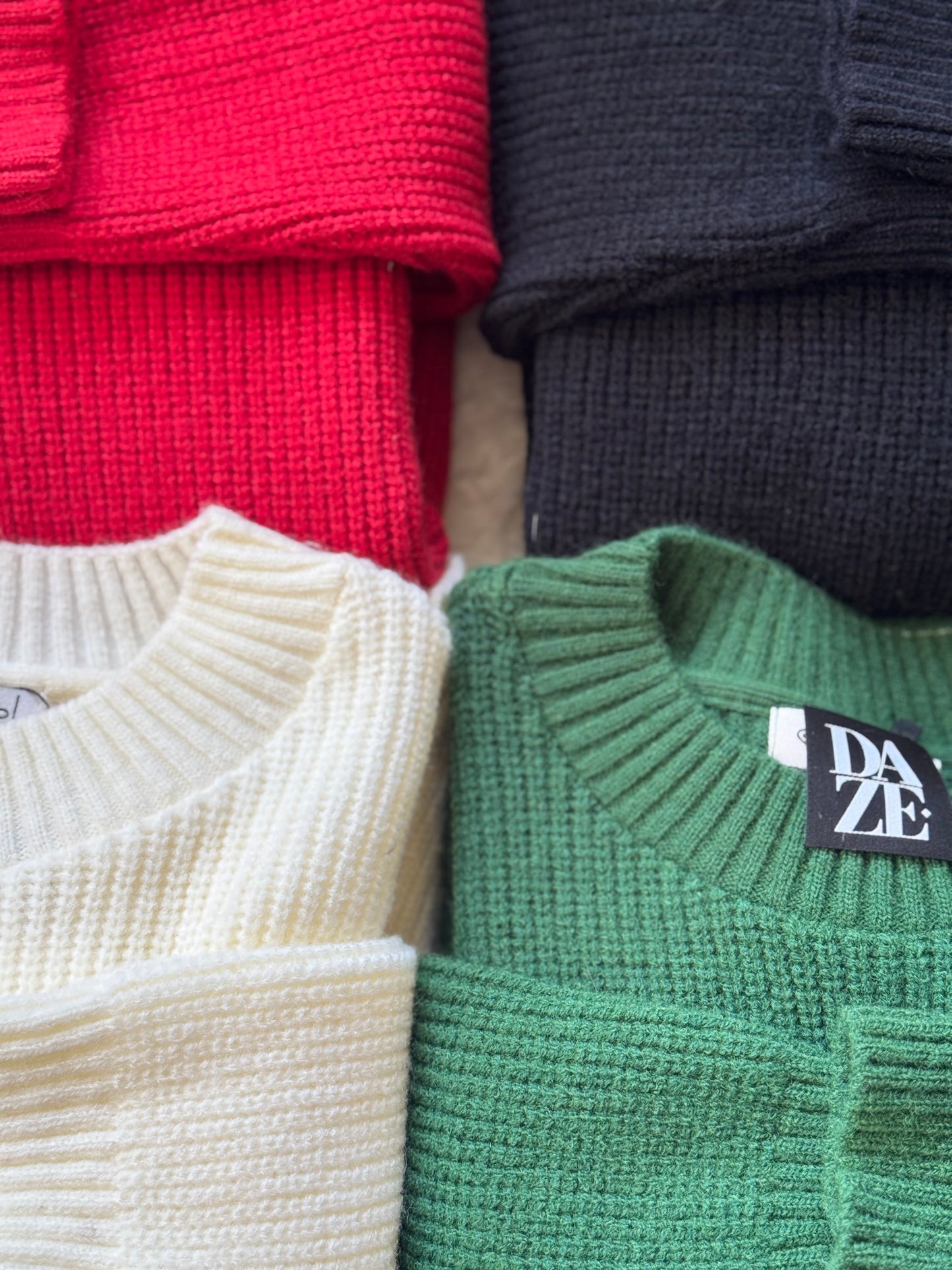 Suéter cuello redondo