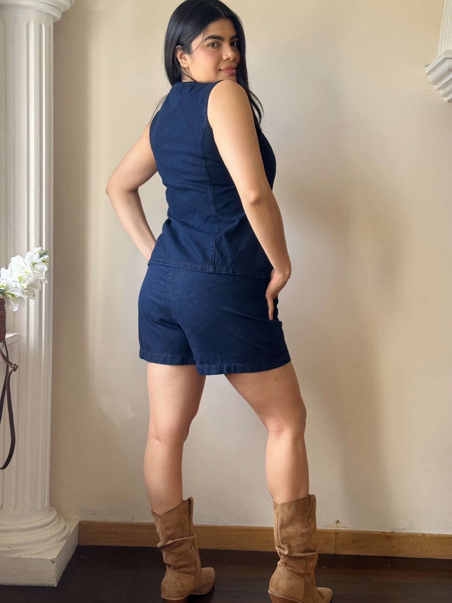 Conjunto de Mezclilla chaleco con short