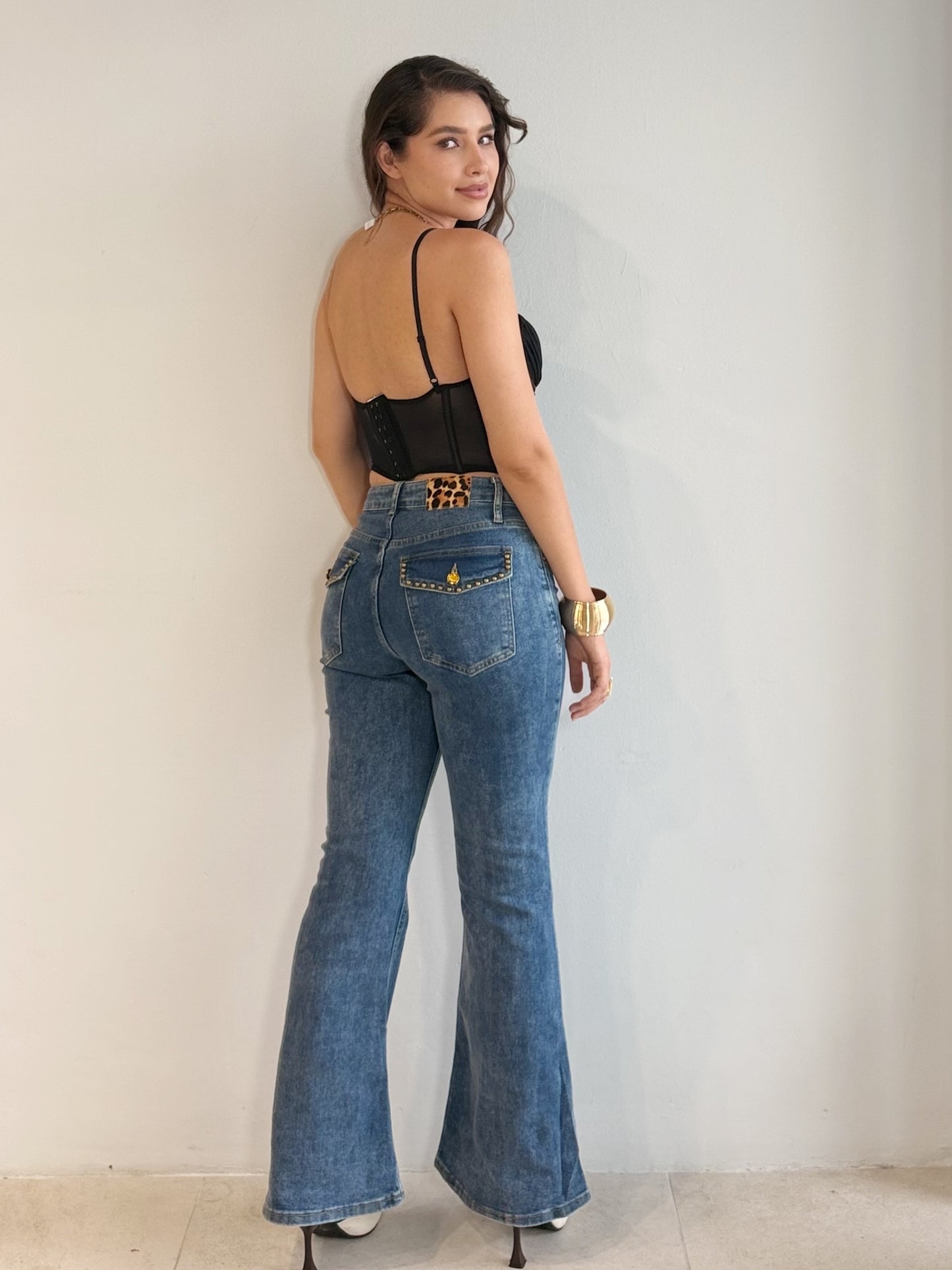 Jeans Con aplicacion