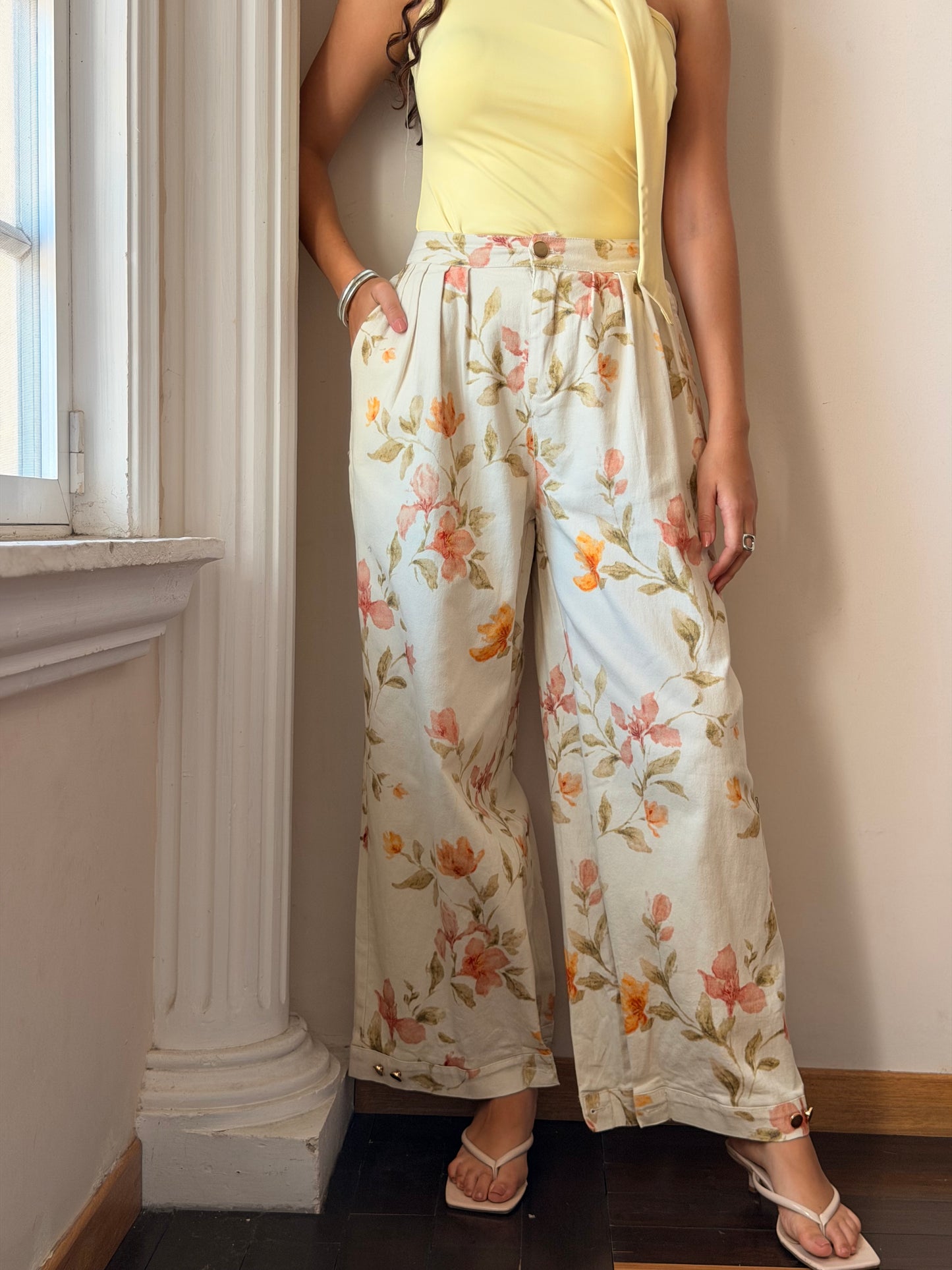Pantalón de mezclilla drapeado