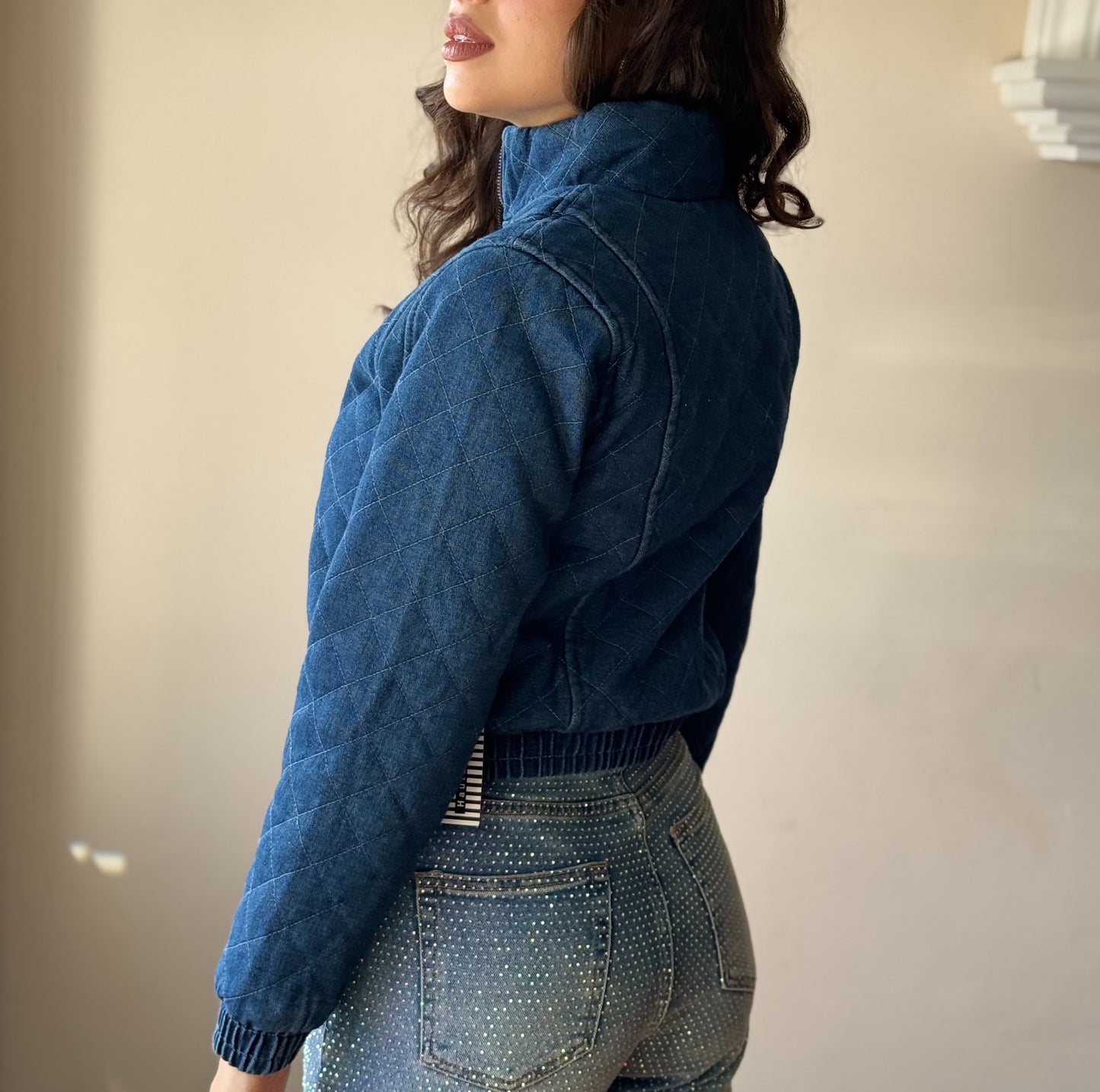 Chamarra capitonada de mezclilla