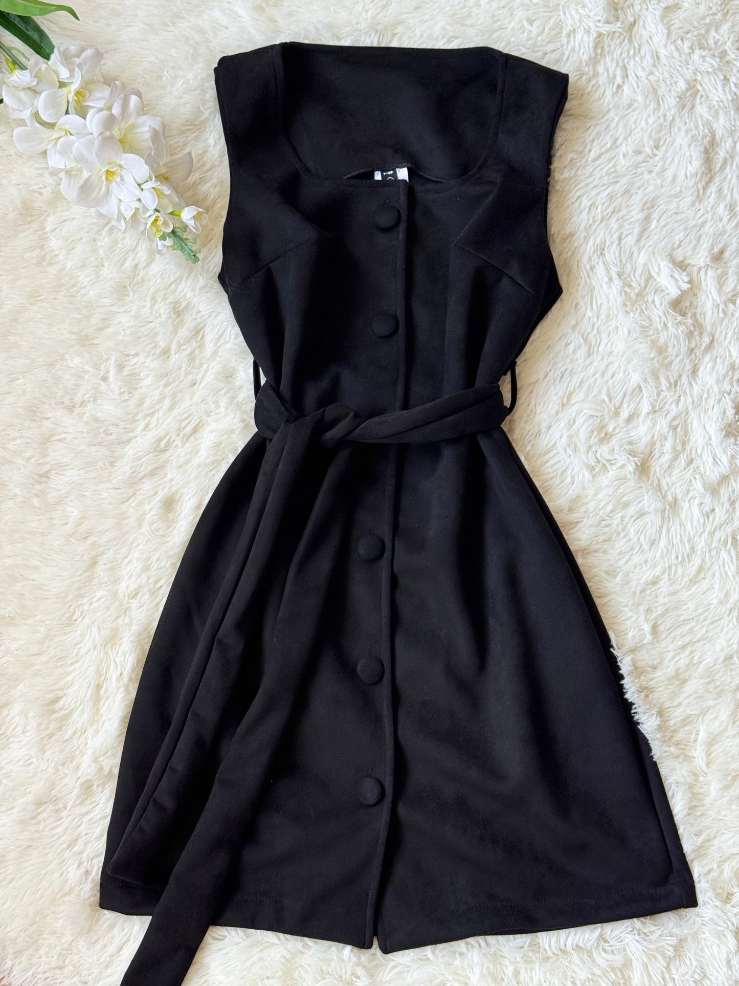 Vestido Gamuza de Botones y cinturon