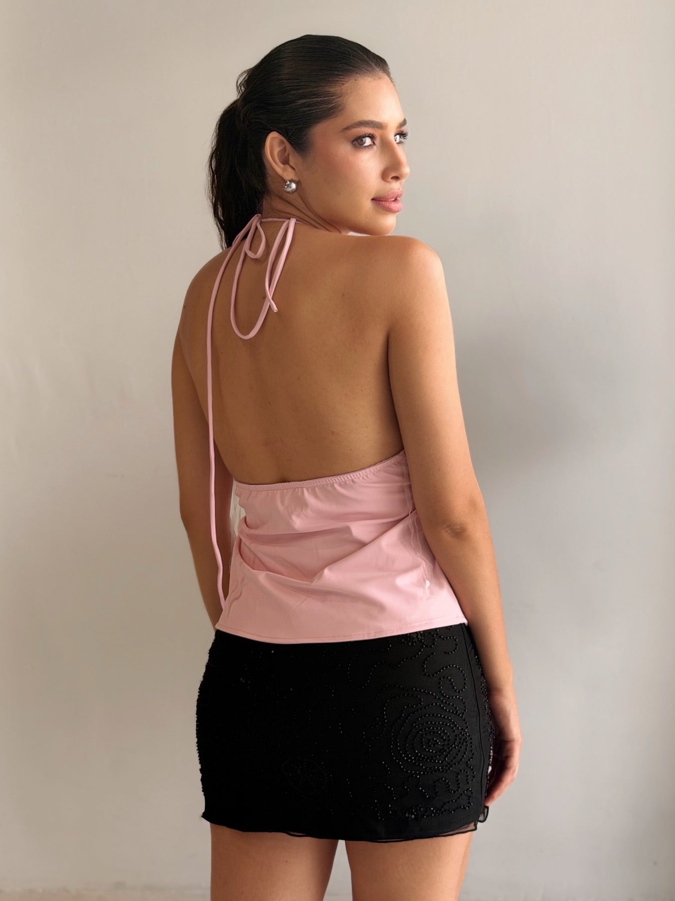 Top peplum con tirantes