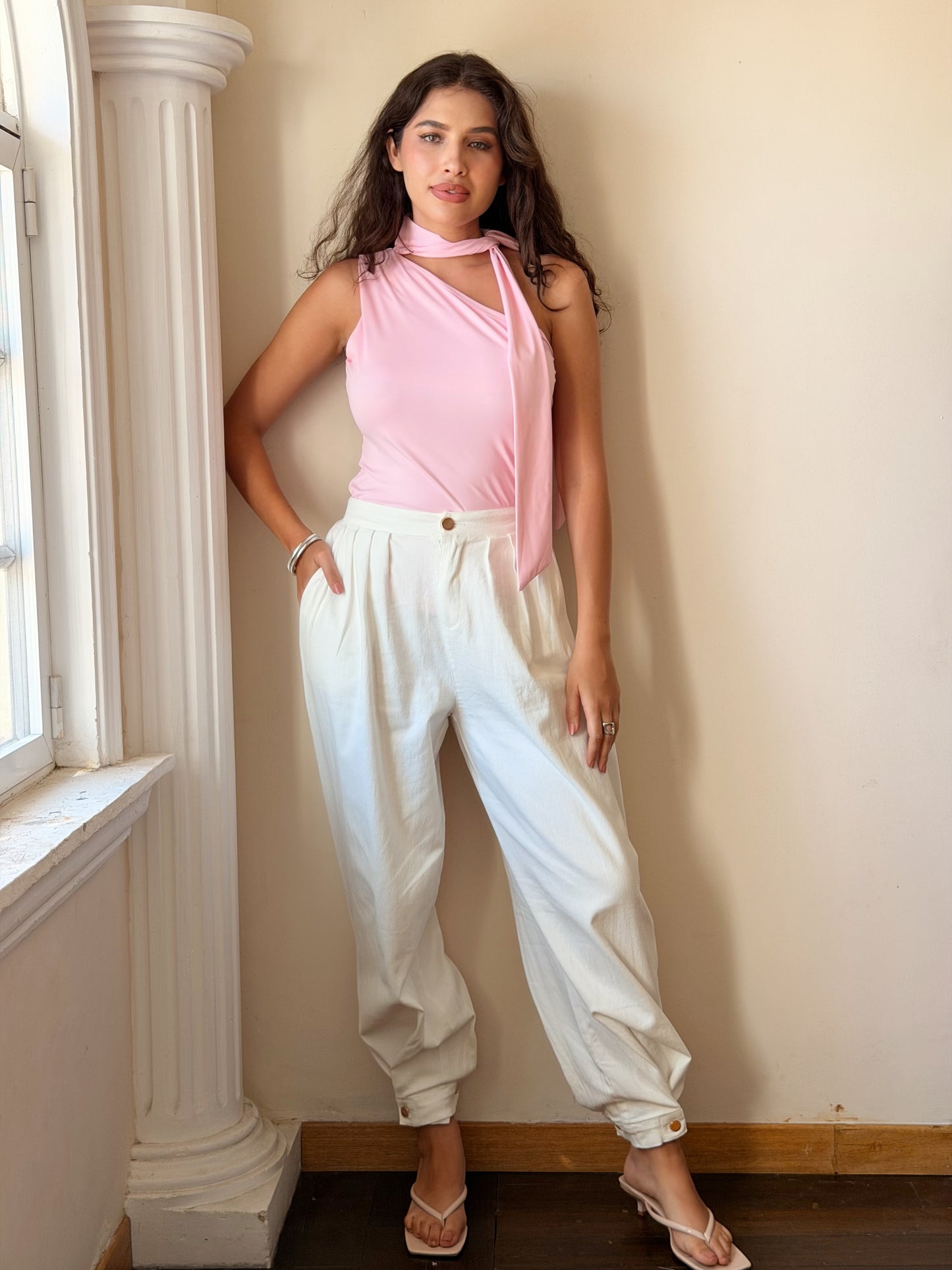 Pantalón de mezclilla drapeado