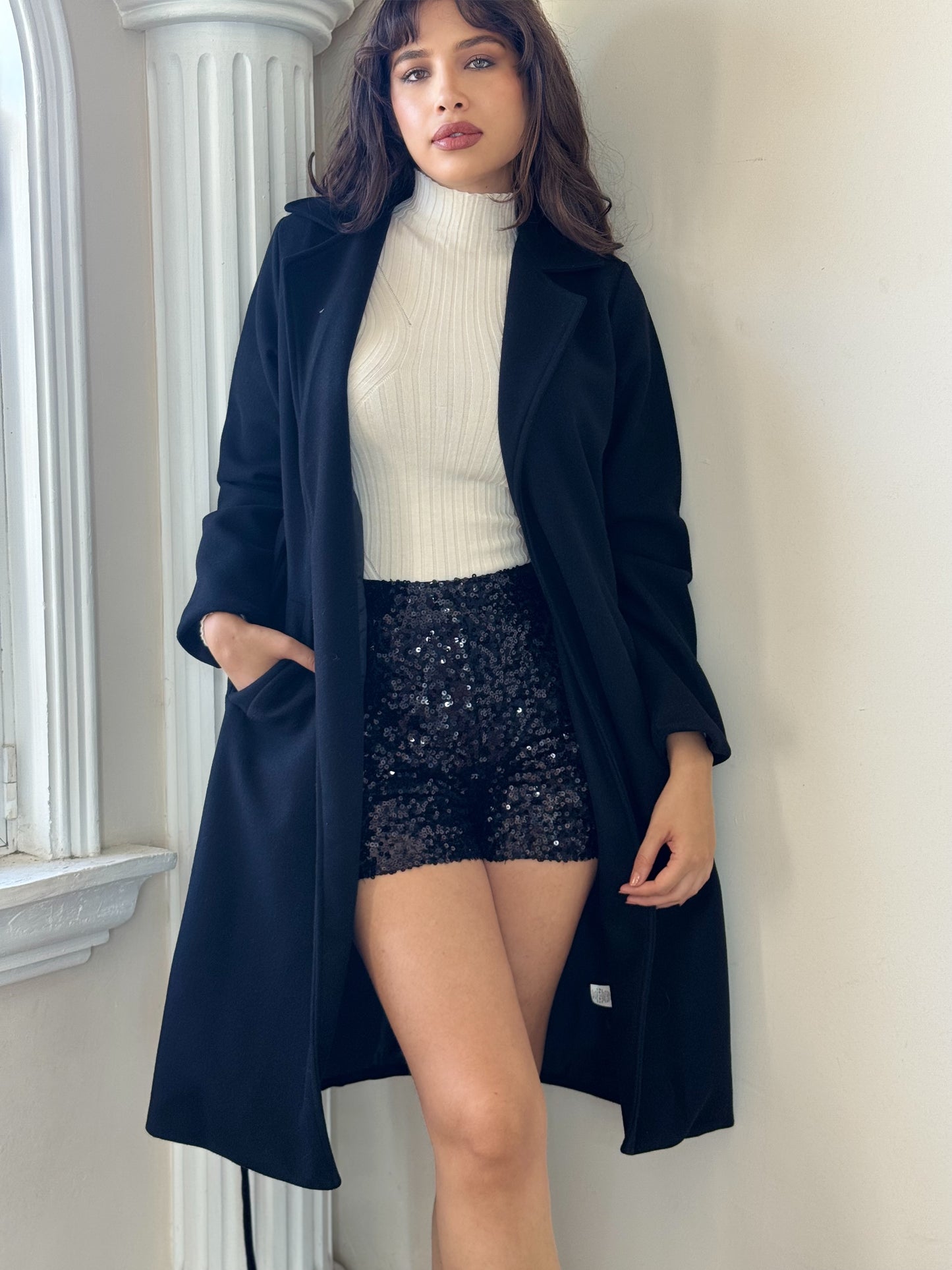 Short con lentejuelas y forro