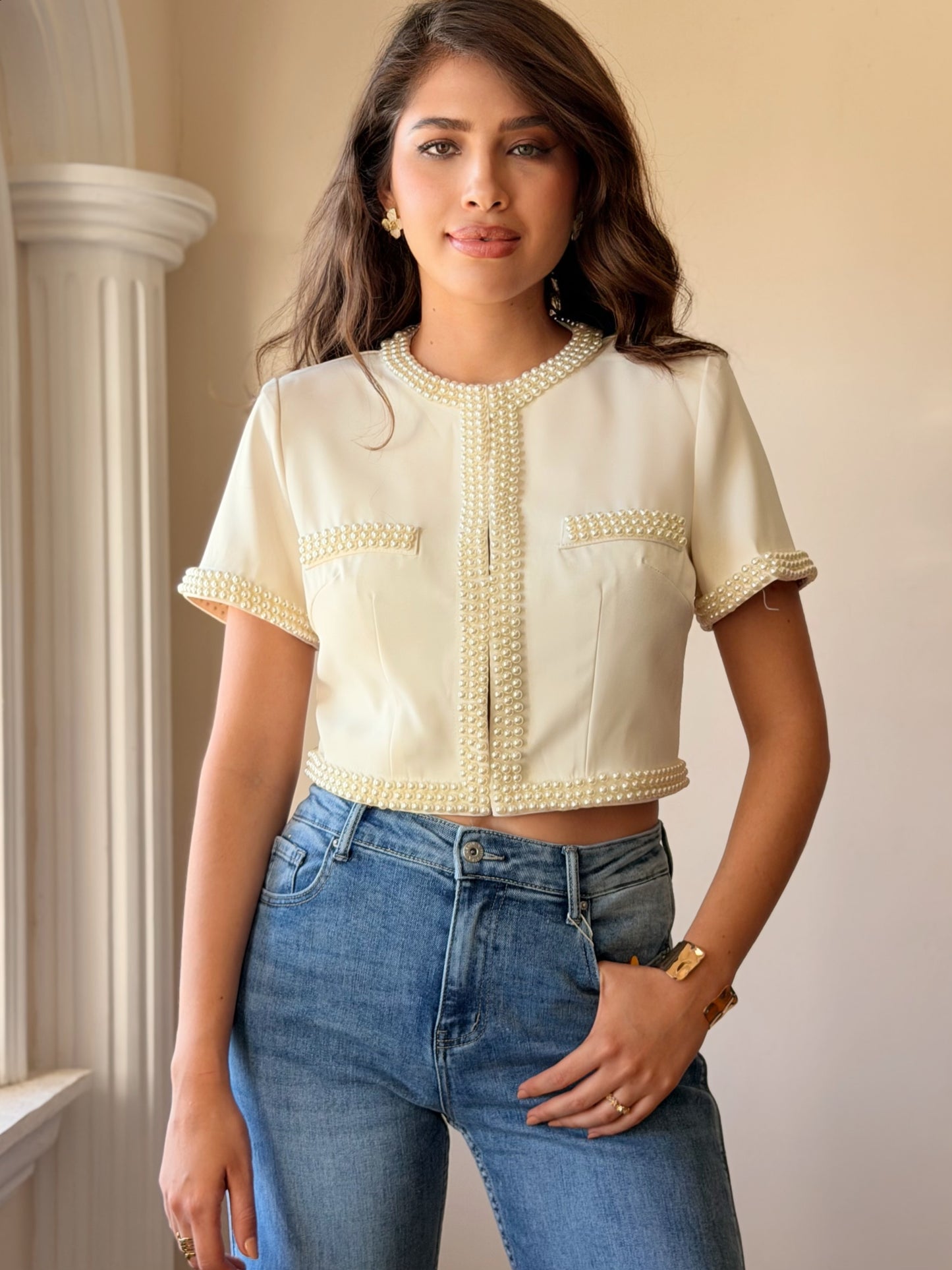 Blazer Crop con Aplicación de Perlas