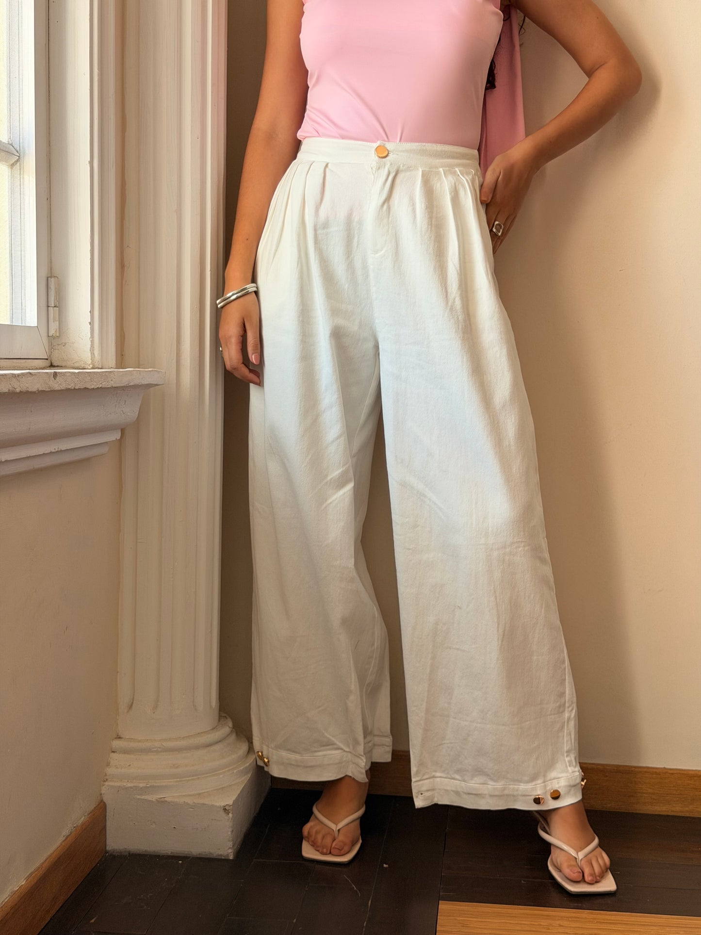 Pantalón de mezclilla drapeado