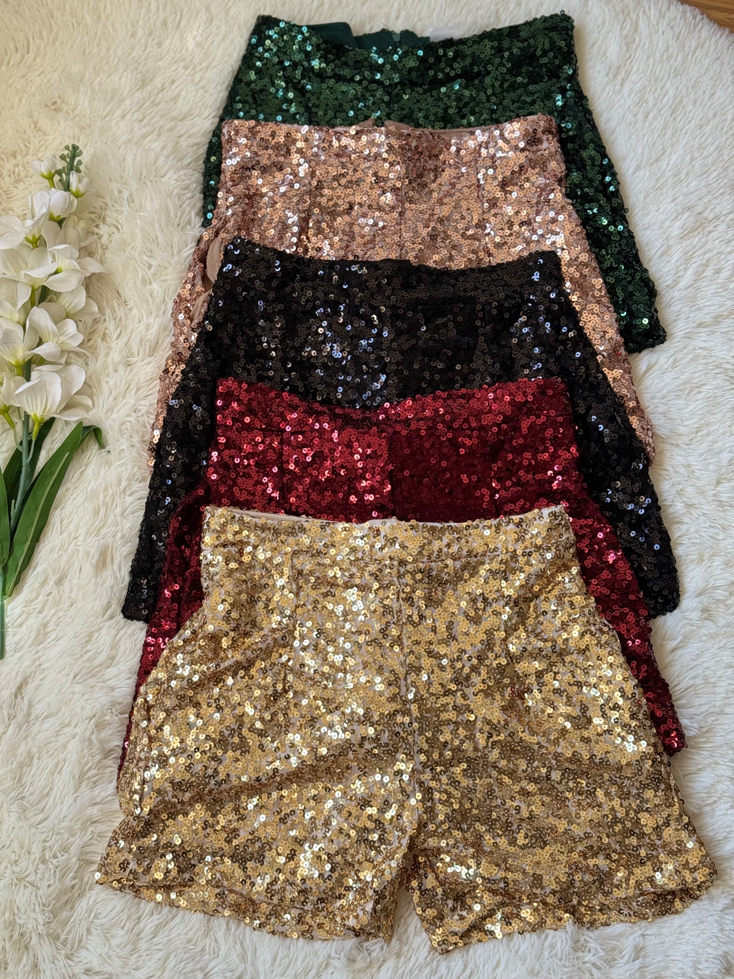 Short con lentejuelas y forro