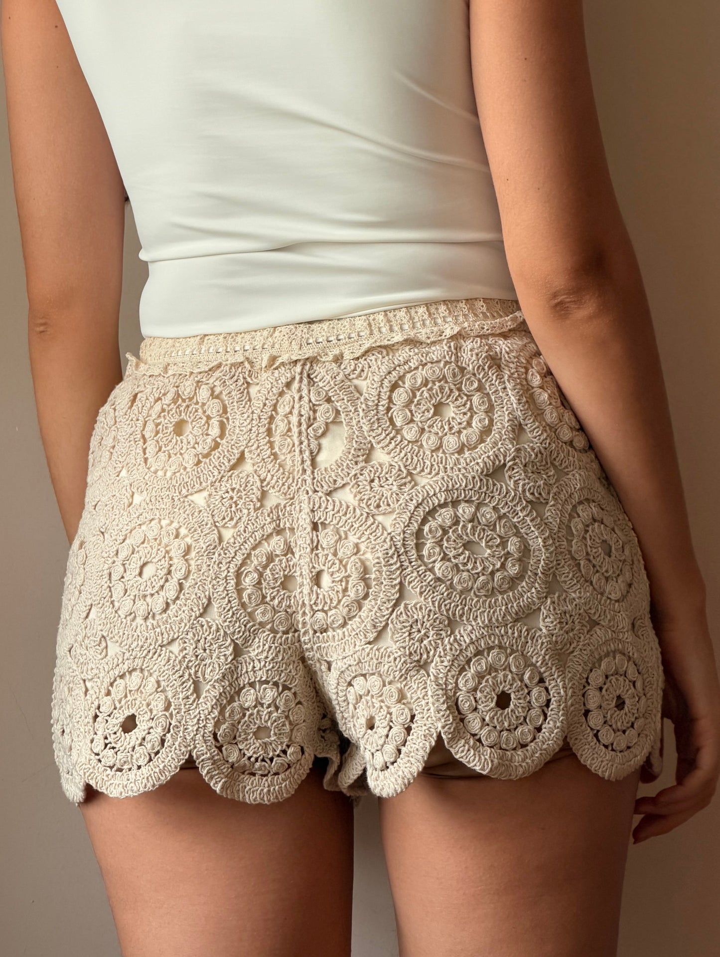 Short Crochet