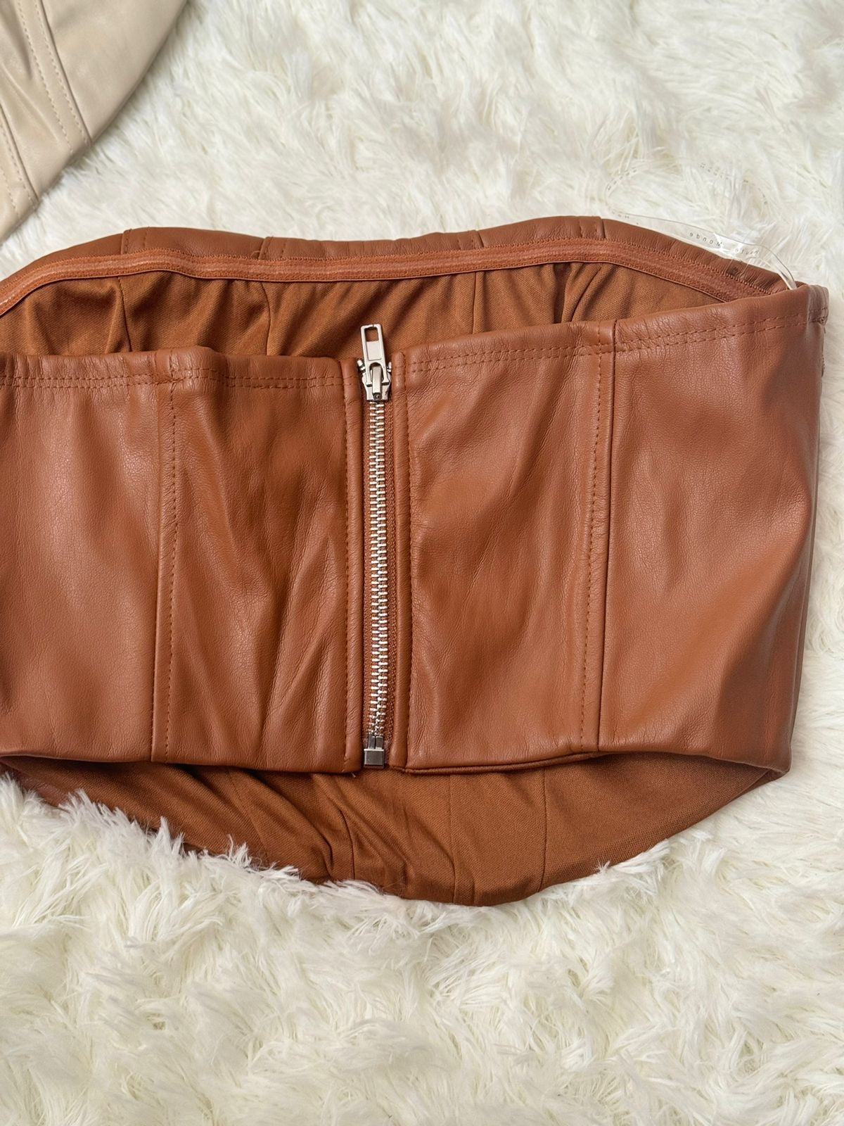 Corset vinipiel