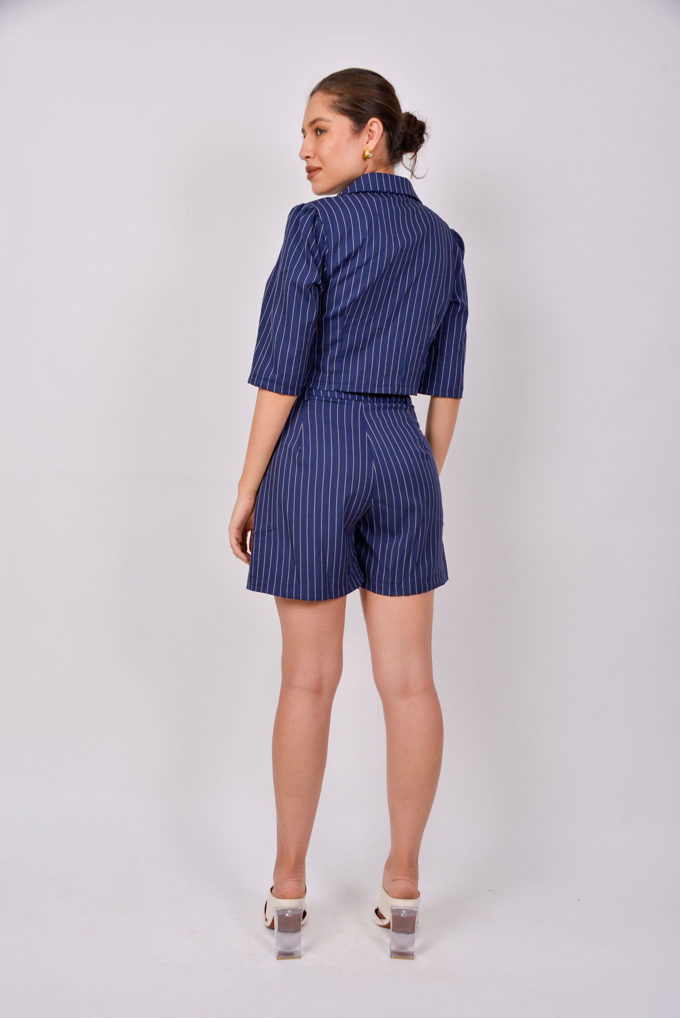 Conjunto rayado short y blazer