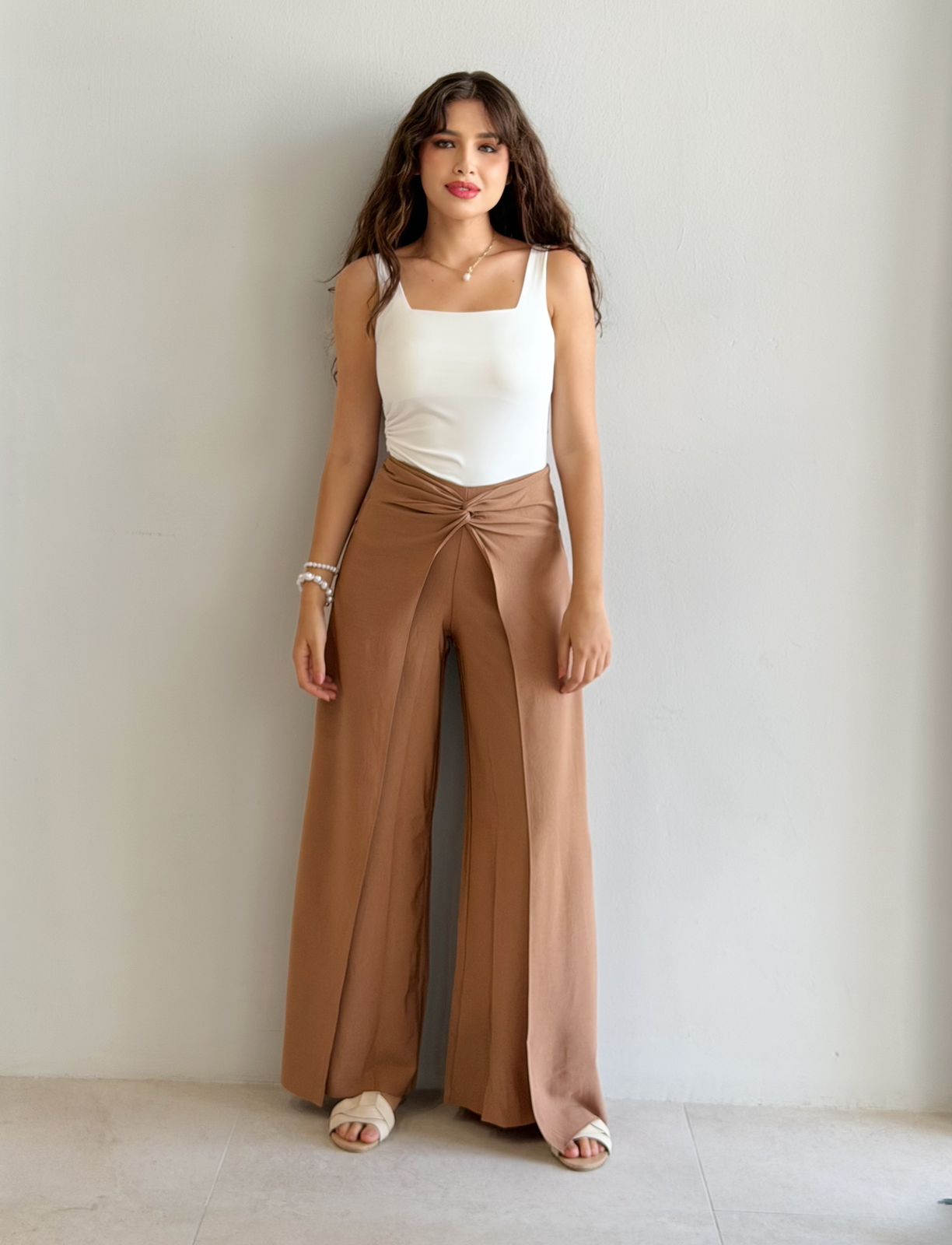 Pantalon Nudo Frontal