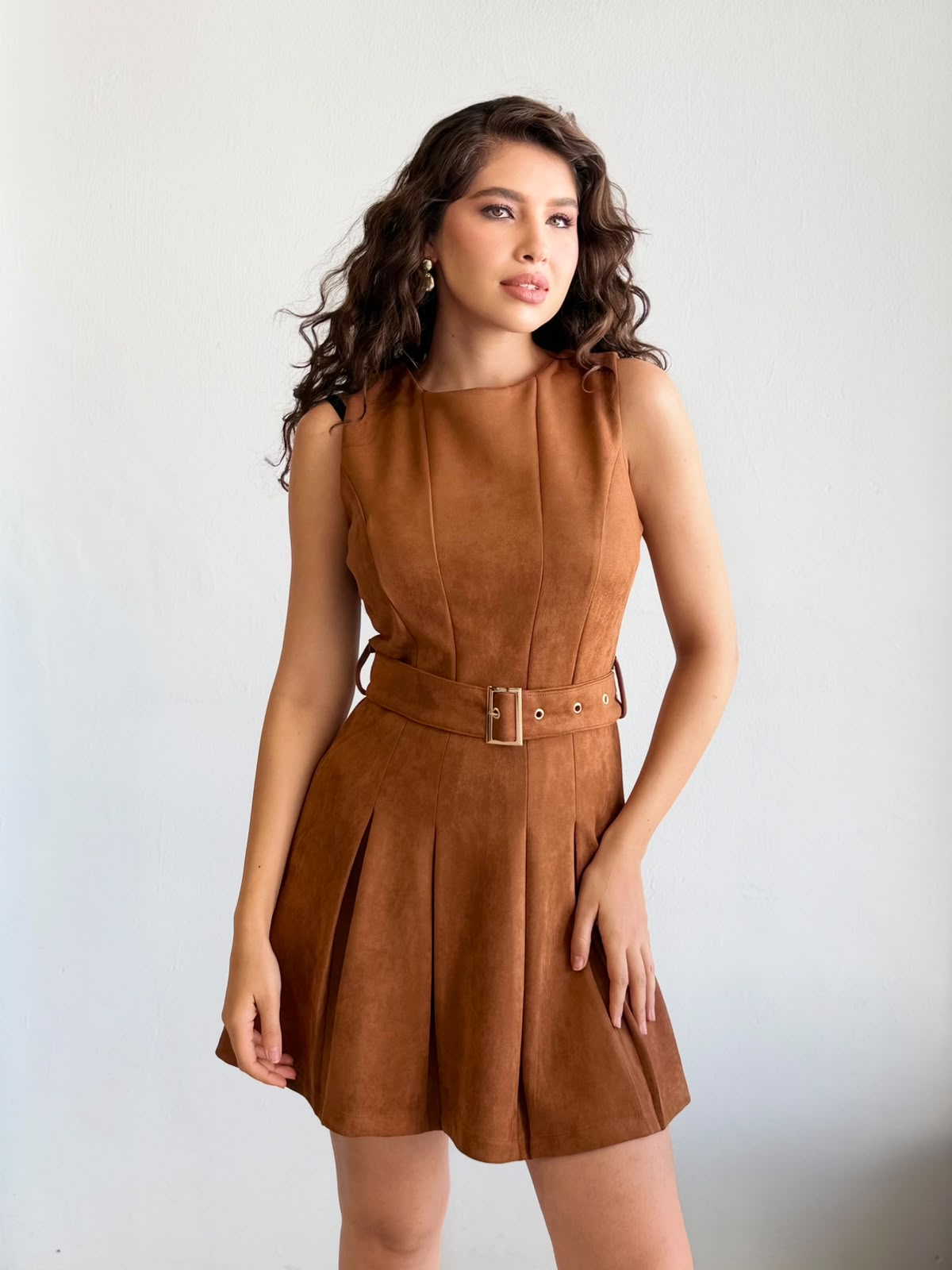 Vestido tableado de gamuza