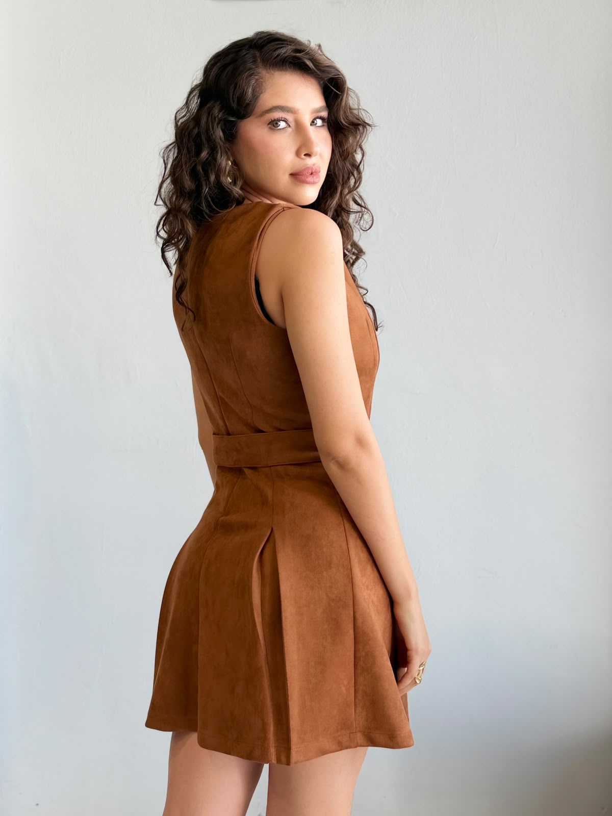 Vestido tableado de gamuza