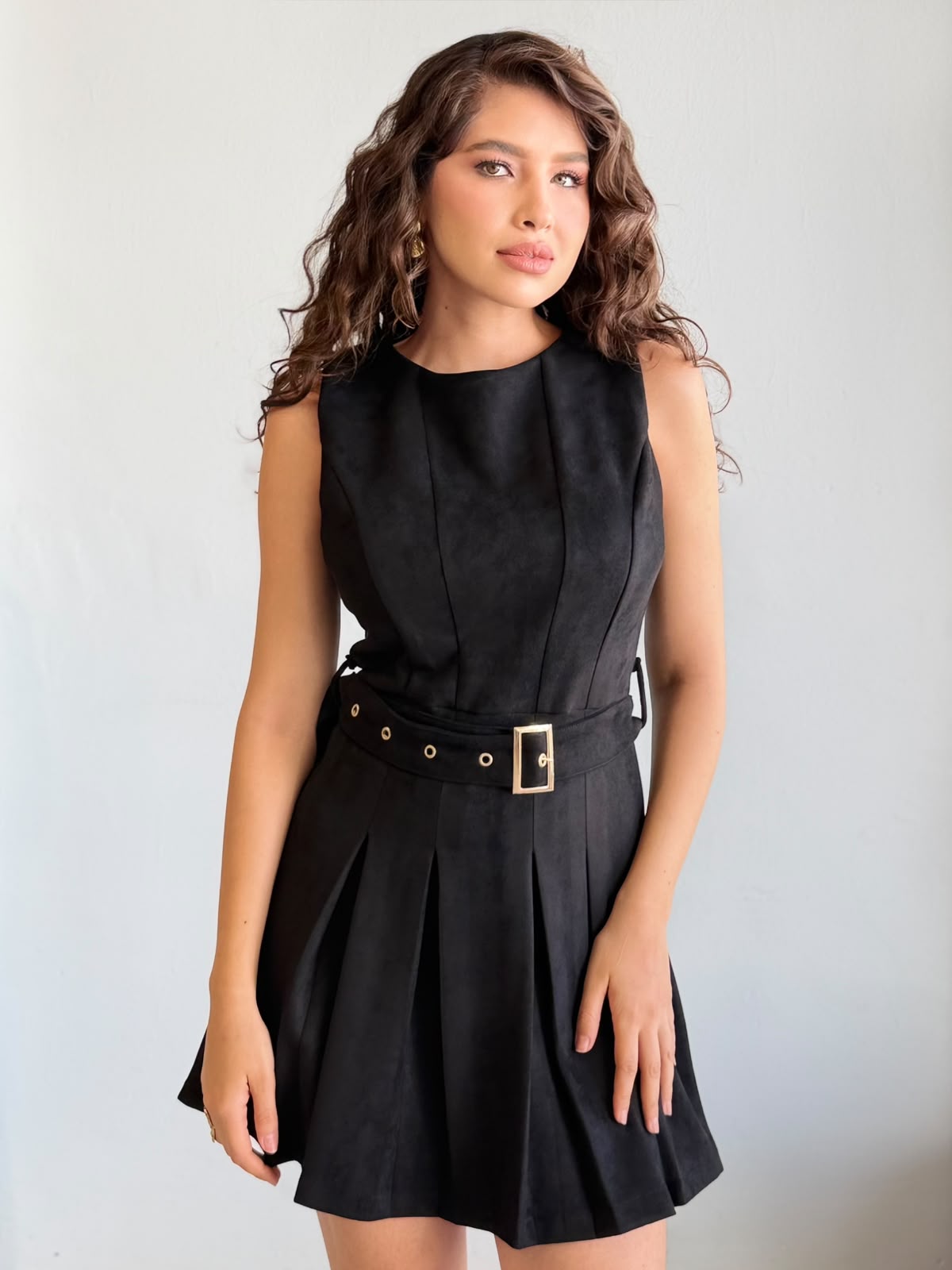 Vestido tableado de gamuza