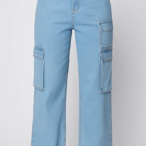 Pantalones cargo de mezclilla